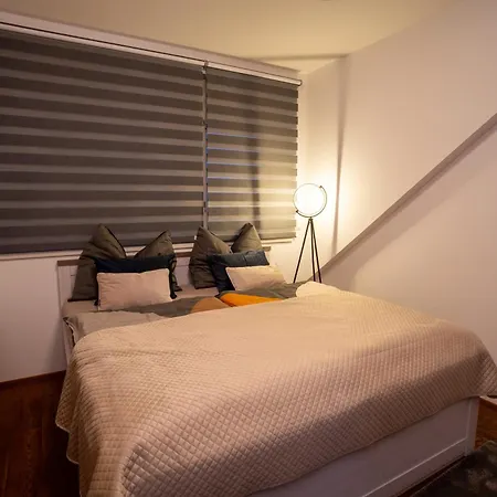 Luxury Rooftop With Fantastic Views Apartment *