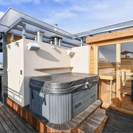 Lägenhet Luxury Rooftop With Fantastic Views *