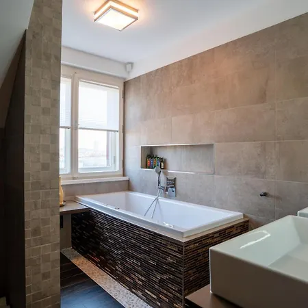 Apartment Luxury Rooftop With Fantastic Views Prague