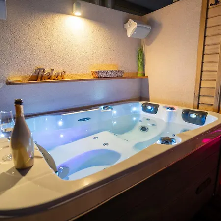 Luxury Rooftop With Fantastic Views Apartment *