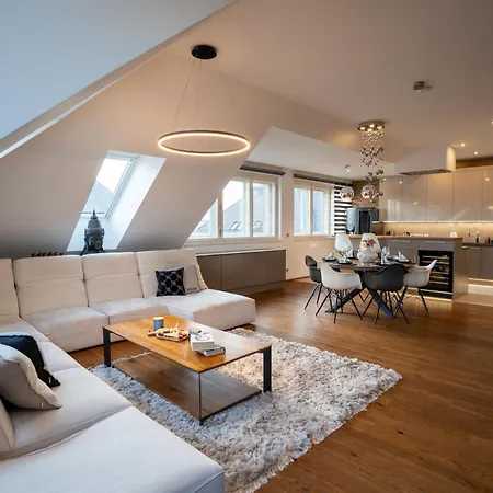 Apartment Luxury Rooftop With Fantastic Views *